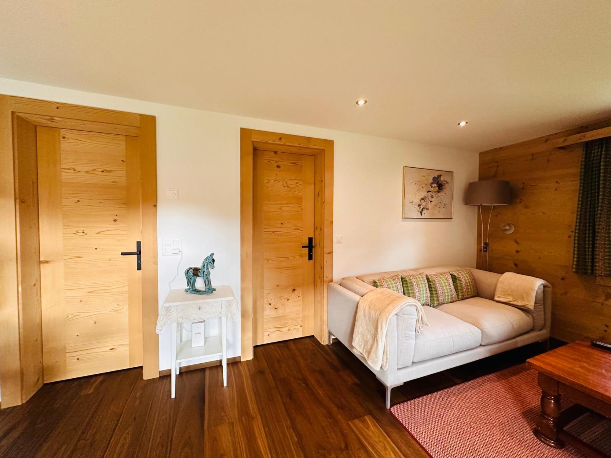 Solaria 2 Bedrooms With Mountain And Garden View Apartment Zweisimmen